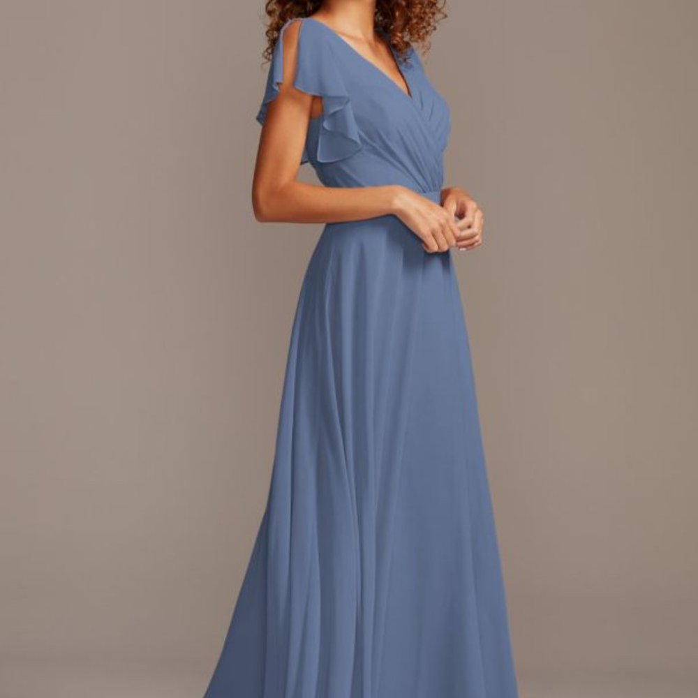 David's Bridal Bridesmaid Dress Flutter Sleeve Full Skirt style # F20065 sz. 4